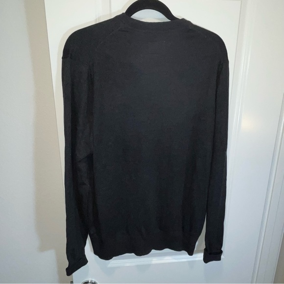 New St Johns Bay Sweater Men sz M Charcoal Gray Knit Pullover V-Neck Sweatshirt - Picture 4 of 4